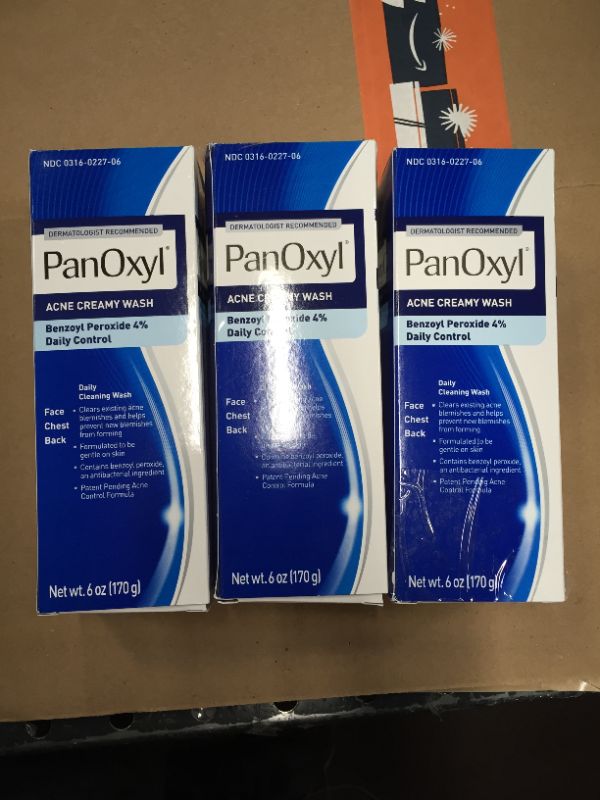 Photo 2 of 3PACK - PanOxyl Acne Foaming Wash Benzoyl Peroxide 10% Maximum Strength Antimicrobial, 5.5 Oz (BEST BEFORE 2023) 
