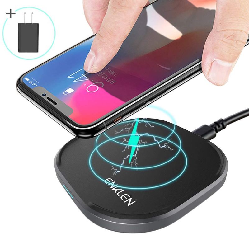 Photo 1 of Fast Wireless Charger, 10W Wireless Charger Compatible with iPhone 12/12 Mini/12 Pro Max/SE 2020/11 Pro Max,Samsung Galaxy S20/Note 10/S10/S9,AirPods Pro...