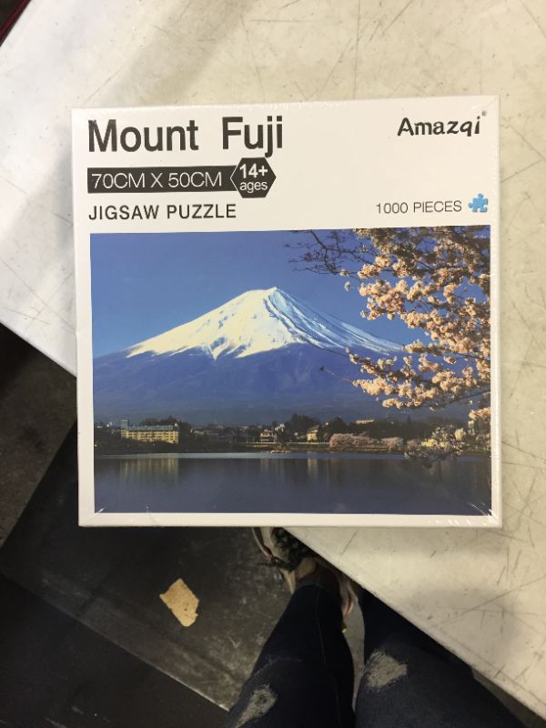 Photo 1 of 1000 PIECE PUZZLE