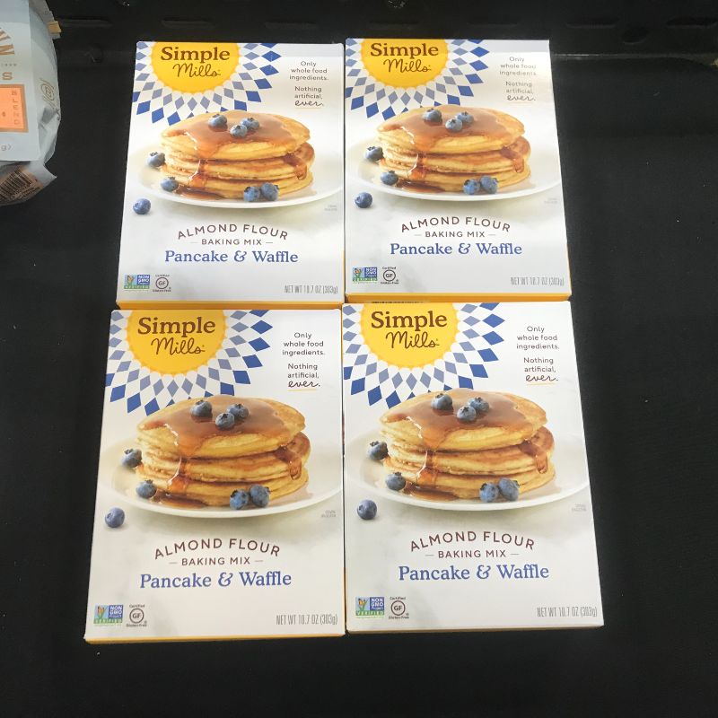 Photo 2 of 4 Pack Simple Mills Almond Flour Mix Pancake & Waffle - 10.7 oz box
Best Before Oct. 15, 2021