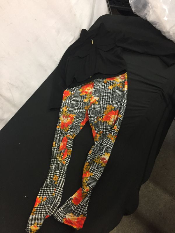 Photo 1 of JUST KIDS SIZE 10 BLACK LONG SLEEVE WITH FLOWER PRINT LEGGINGS ORANGE/BLACK