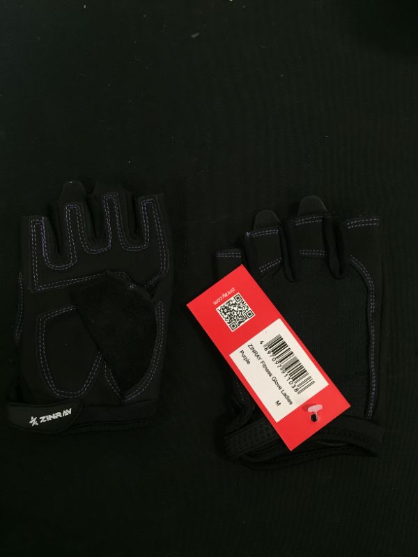 Photo 1 of ladies weight lifting gloves size M