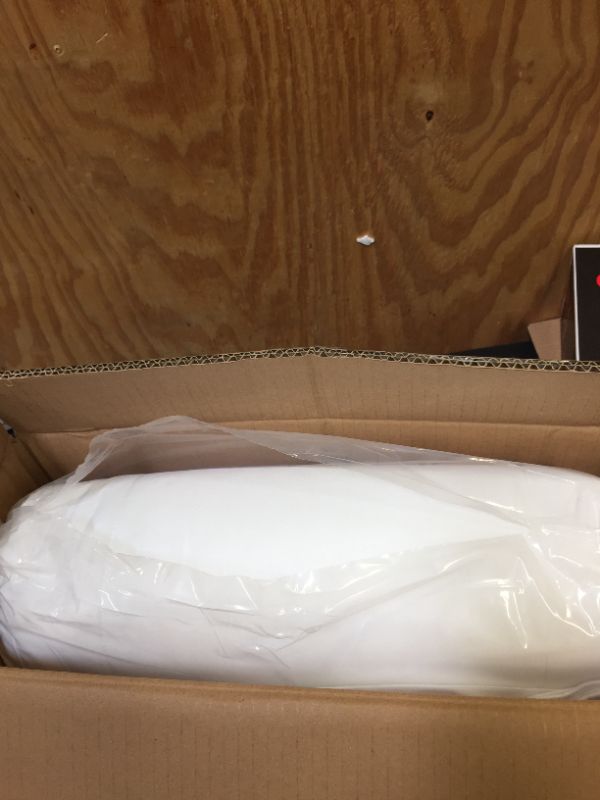 Photo 1 of bedding comforter
size king (possible stain)