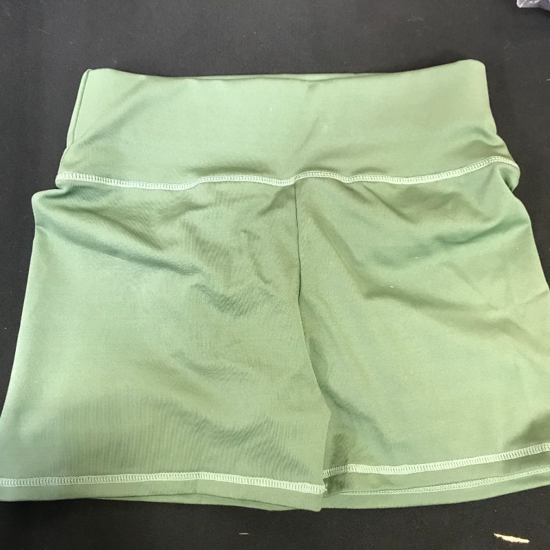 Photo 1 of women's shorts
size unknown (looks like a x small)