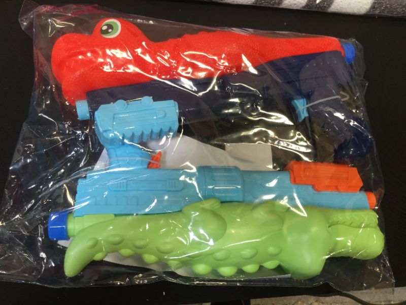 Photo 1 of 2 pack of water squirt guns