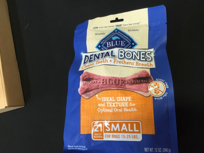 Photo 1 of Blue Buffalo Dental Bones Dog Treats - 12oz