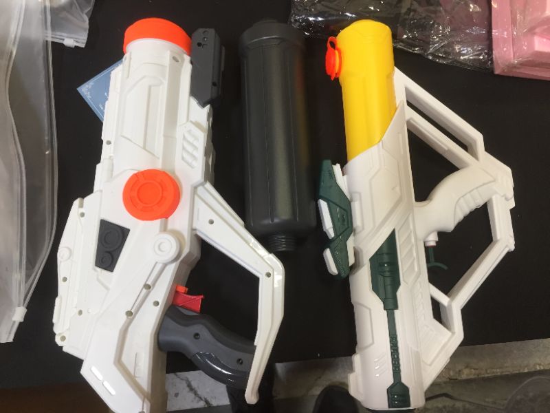 Photo 1 of 2 pack of water squirt guns