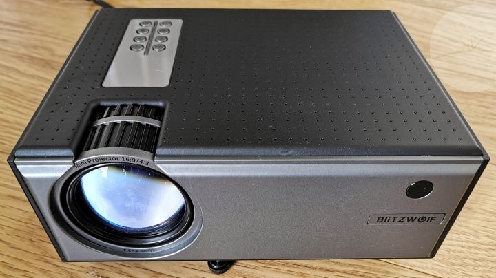 Photo 1 of Blitzwolf Video Projector