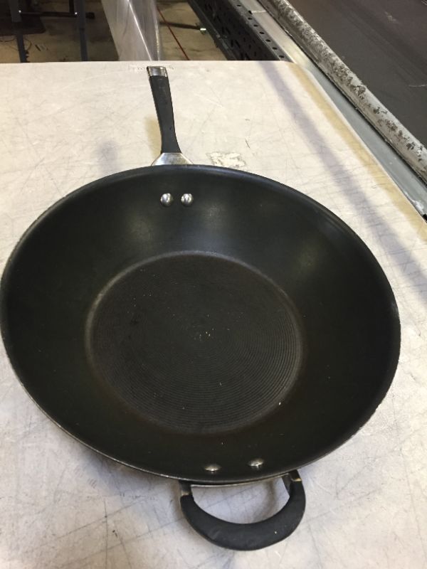 Photo 1 of 14 inch Wok