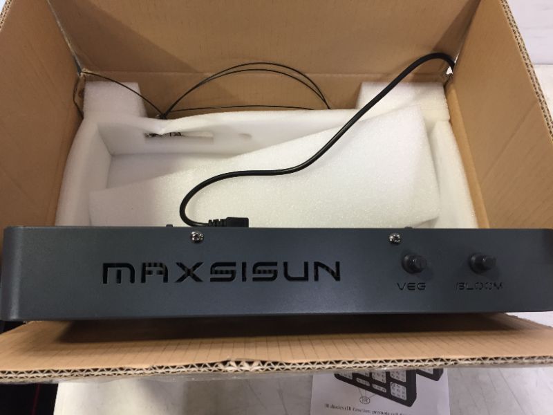 Photo 3 of MAXSISUN Dimmable 300W LED Grow Light 12-Band Full Spectrum Veg and Bloom Dimmers for Indoor Greenhouse Plants