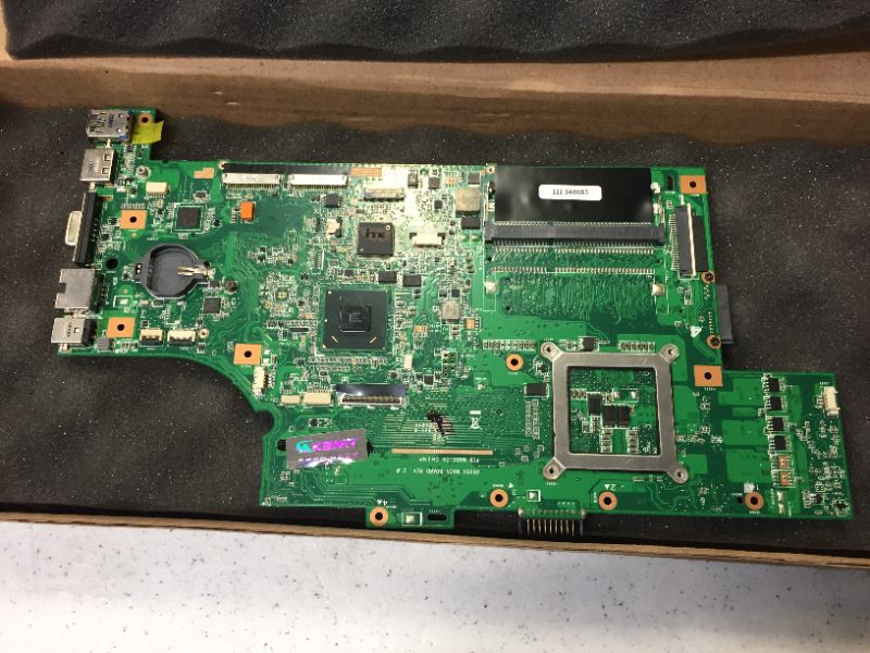 Photo 2 of LAPTOP MOTHERBOARD ----UNKNOWN COMPATIBILITY 