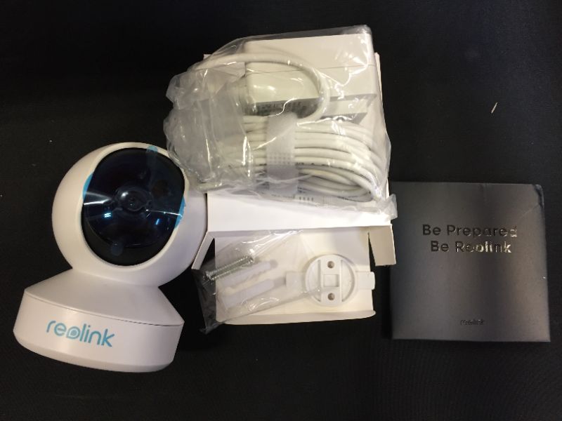 Photo 1 of Reolink Indoor Security Camera, Reolink 4MP HD Plug-in WiFi Camera for Home Secu

