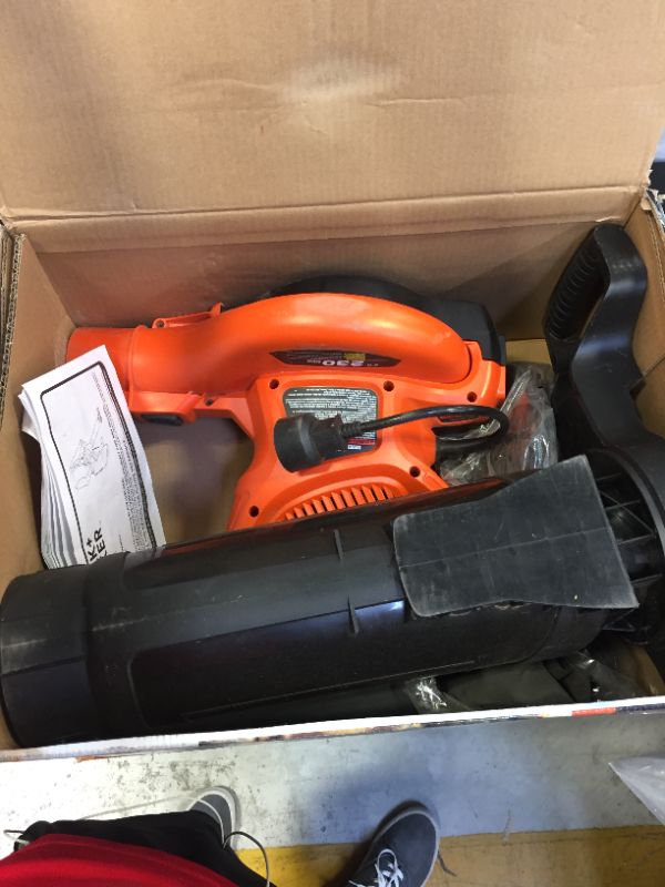 Photo 2 of Black & Decker Bv3600 - 12 Amp Blower/Vacuum