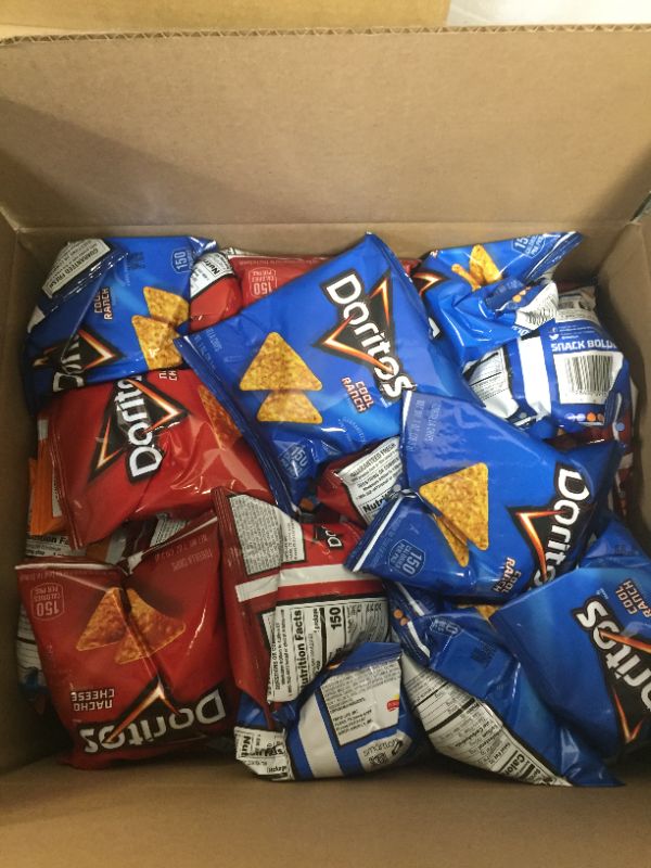 Photo 3 of 40 count Doritos/Cheetos variety pack 
exp jun 29,2021