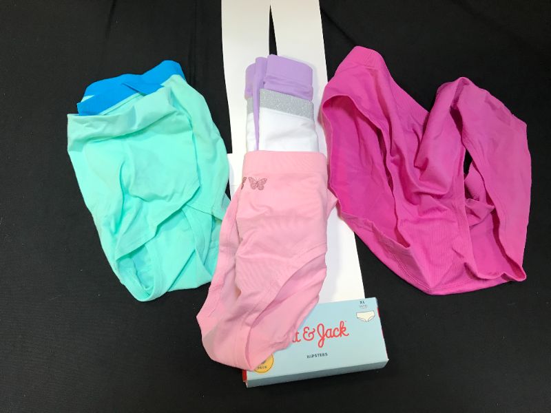 Photo 2 of Girls' 5pk Butterfly Seamless Hipster - Cat & Jack XL