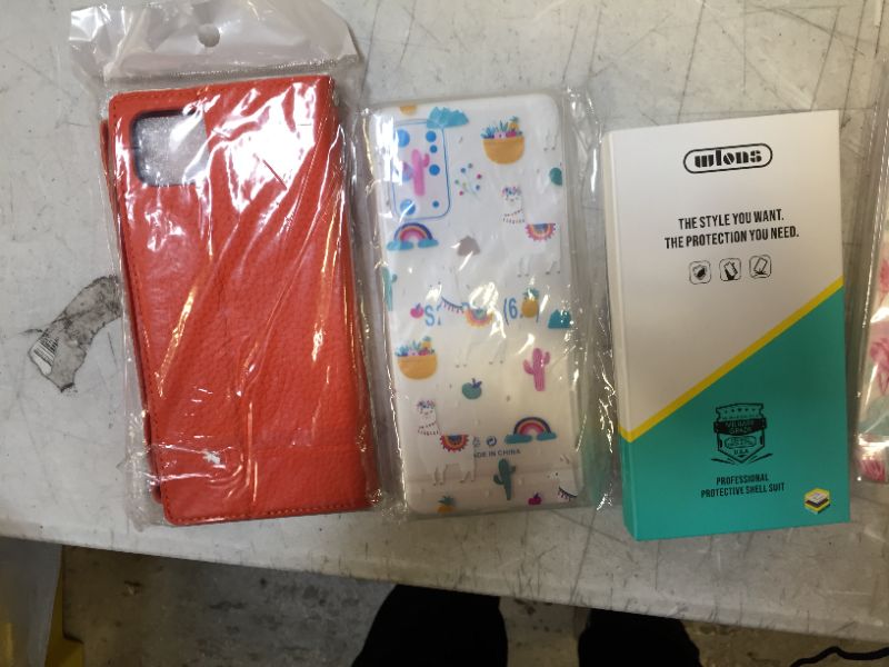 Photo 2 of Assorted phone cases 10 ct 