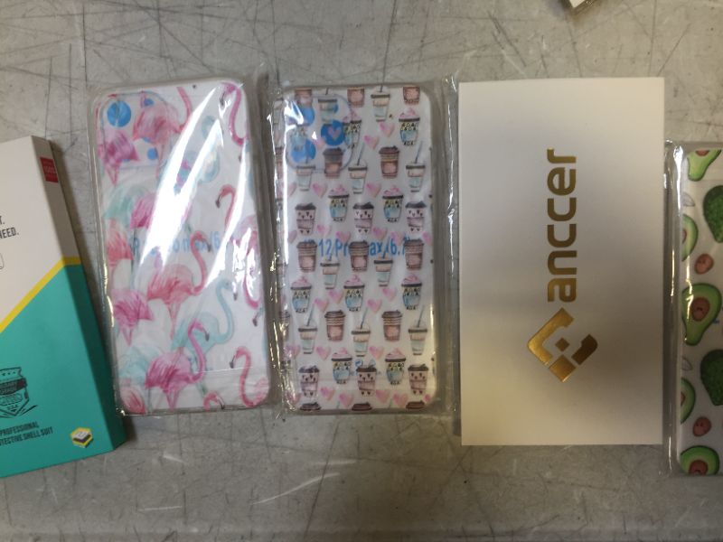 Photo 1 of Assorted phone cases 10 ct 