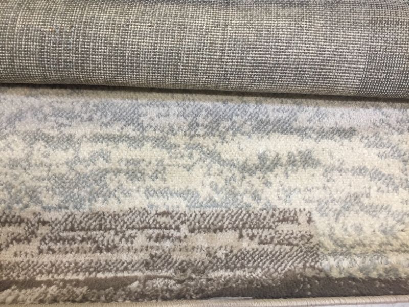 Photo 1 of 2'6"x8' area rug 