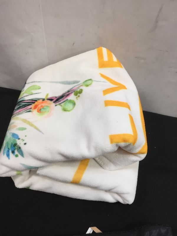 Photo 1 of colorful animal patterns towel