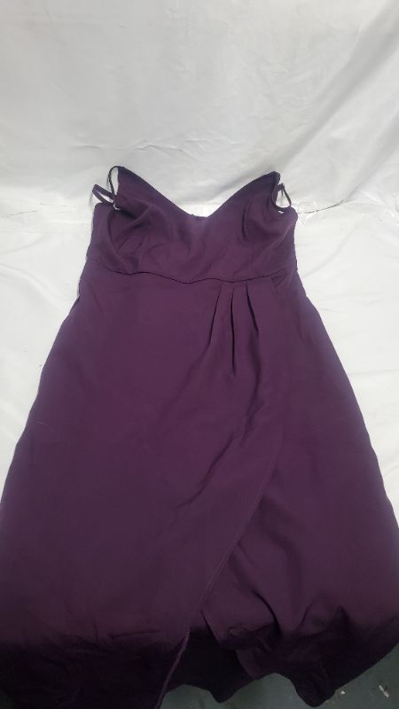 Photo 1 of WOMENS MEDIUM DRESS