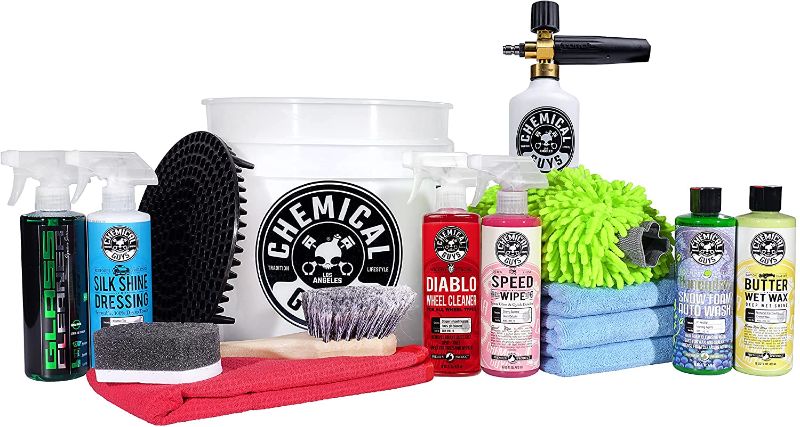 Photo 1 of Chemical Guys HOL169 16-Piece Arsenal Builder Car Wash Kit with Foam Cannon, Bucket and (6) 16 oz Car Care Cleaning Chemicals (Works w/Pressure Washers)
