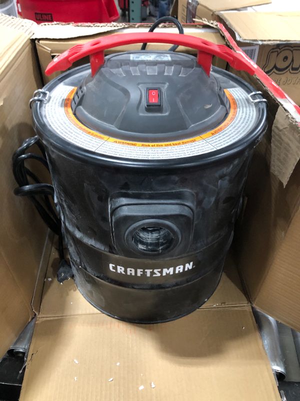 Photo 2 of CRAFTSMAN CMXEVBE17585 5 Gallon 3.0 Peak HP Ash Vacuum with Attachments
