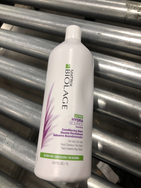 Photo 2 of BIOLAGE Ultra Hydrasource Conditioner | Anti-Frizz Deep Conditioner Renews Hair's Moisture | Silicone-Free | For Very Dry Hair
