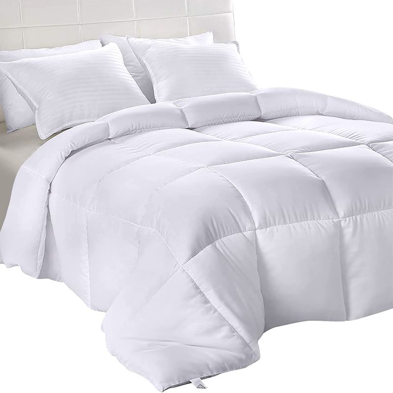 Photo 1 of white comforter size king COMFORTER ONLY 