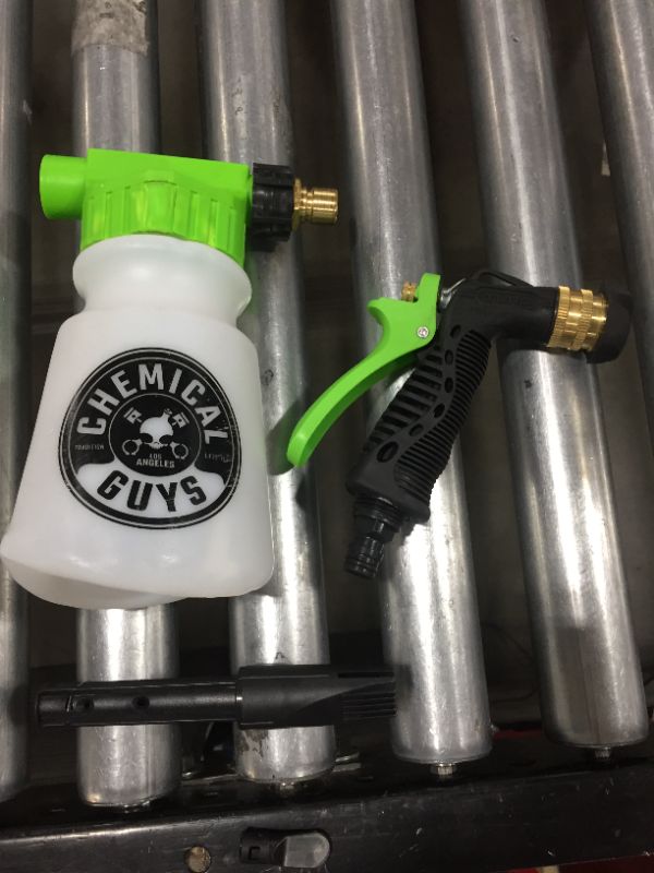Photo 2 of Chemical Guys ACC_326 – Torq Foam Blaster 6 Foam Wash Gun – The Ultimate Car Wash Foamer that Connects to Any Garden Hose
