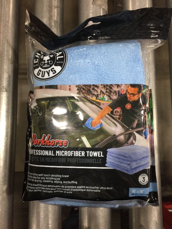 Photo 2 of Chemical Guys MICBLUE03 Workhorse 16"x16" Professional Microfiber Towel, Blue