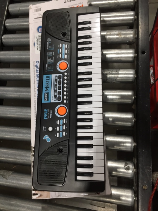 Photo 2 of Pyle PKBRD4112 49-Key Kids Electronic Piano Keyboard 