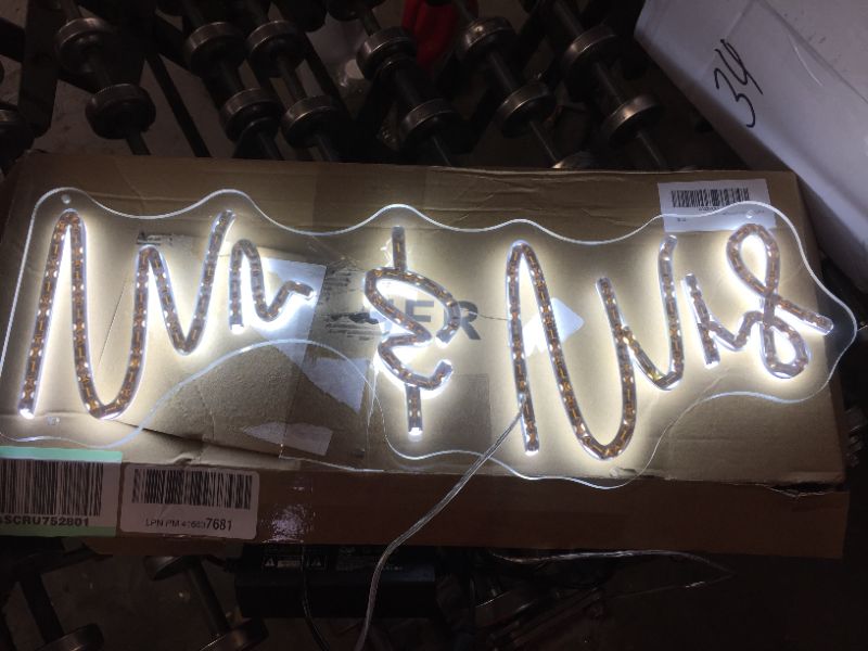 Photo 2 of "MR & MRS* NEON SIGN