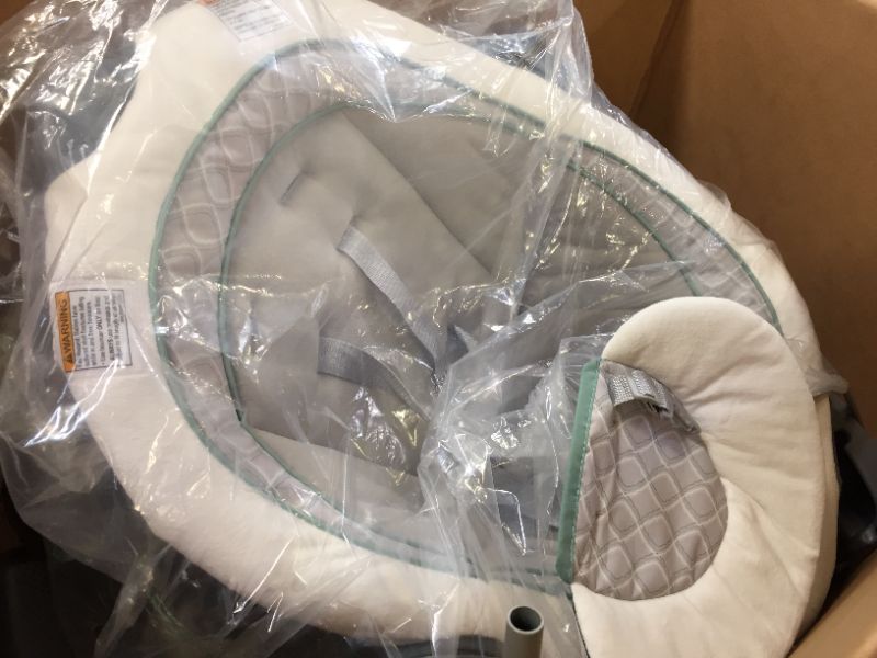 Photo 1 of Graco DuetSoothe Swing and Rocker
