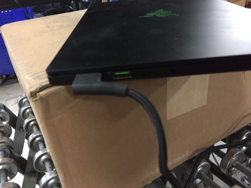 Photo 4 of it is locked -----Razer Blade 14 RZ09-0370CEA3-R3U1 14 Laptop
