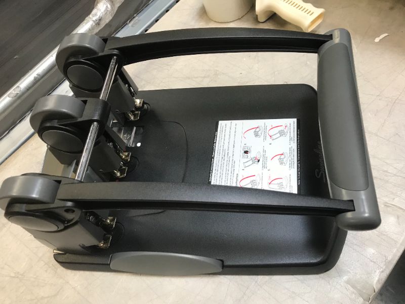 Photo 1 of Swingline Manual Hole Punch