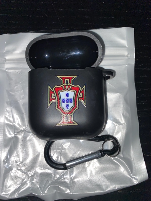 Photo 1 of air pods case black, fpf crest