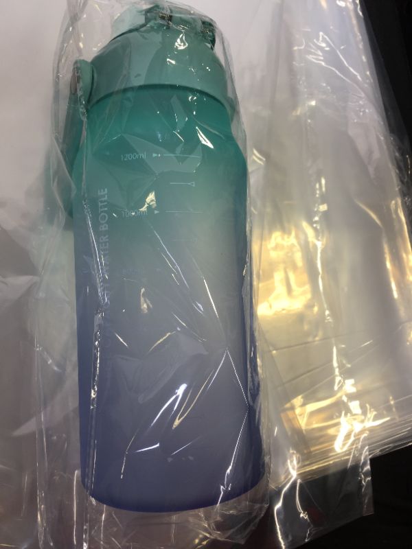 Photo 1 of 1500ML LARGE CAPACITY WATER BOTTLE