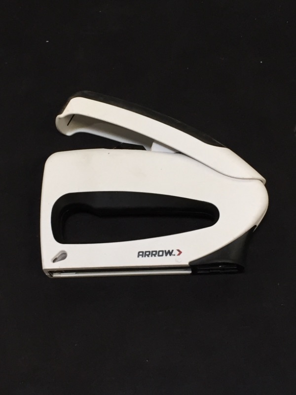 Photo 1 of Arrow TT21 Manual Staple Gun
