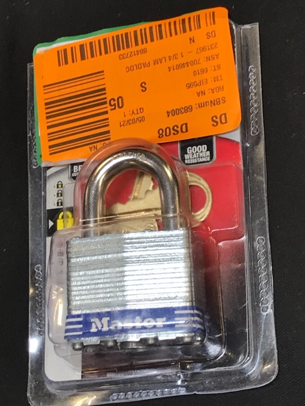 Photo 2 of Master Lock 5T Outdoor Padlock with Key