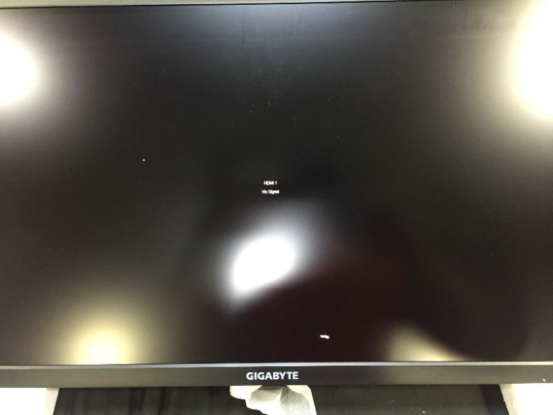 Photo 2 of Gigabyte M27Q 27" KVM FreeSync 170 Hz QHD HDR IPS Gaming Monitor