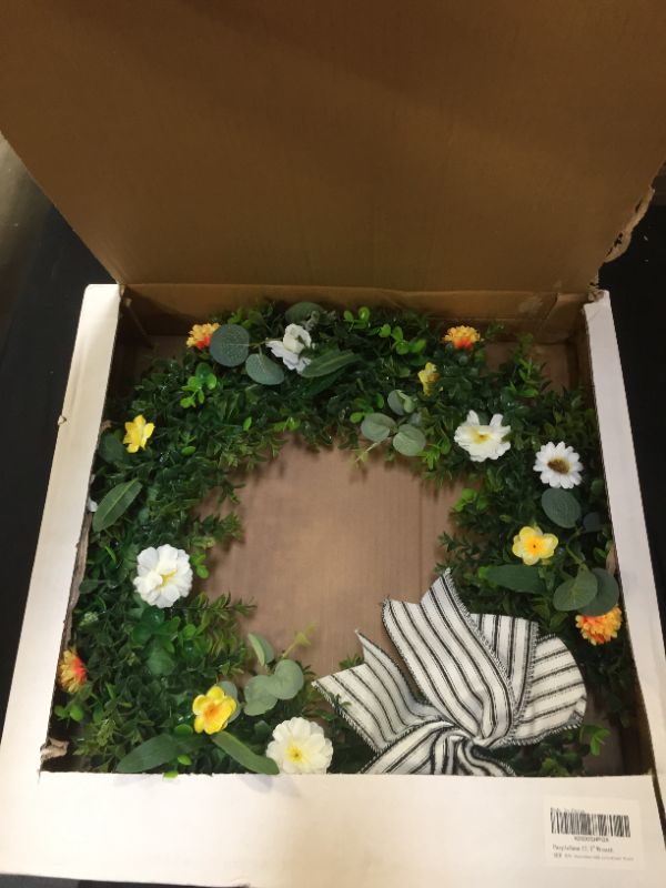 Photo 1 of 17.7" wreath