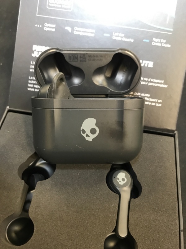 Photo 3 of Skullcandy Indy ANC Noise Canceling True Wireless Headphones - Black