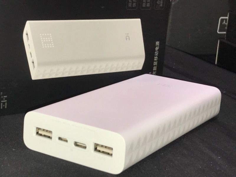 Photo 3 of XIAOMI Power Bank 20000mah Dual USB Quick Charge Portable Battery - White Color
