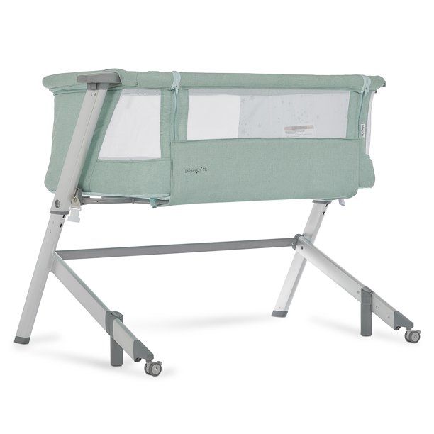 Photo 1 of Dream On Me Skylar Bassinet and Bedside Sleeper in Mint
