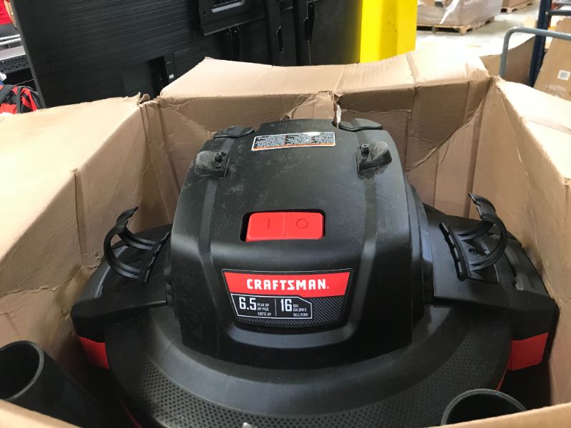 Photo 1 of craftsman 17595 16 gallon 6.5 peak hp wet/dry vac, heavyduty shop vacuum with attachments
