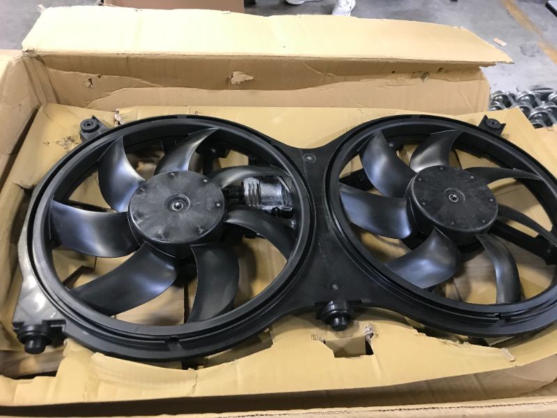 Photo 3 of 2014-2019 Infiniti QX60 - OE Replacement Radiator Fan
