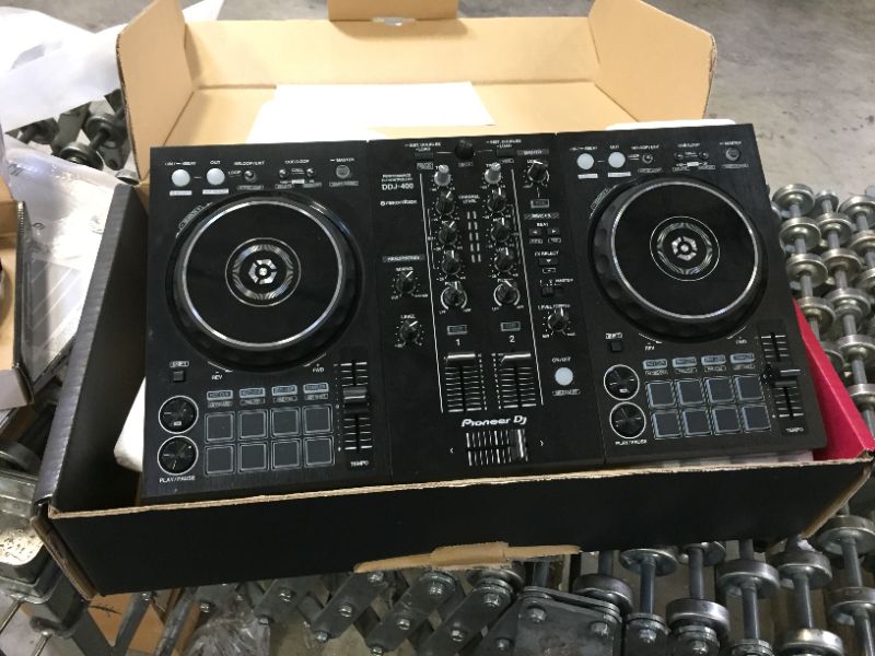 Photo 3 of PIONEER DJ DDJ-400 Two-Channel Compact Rekordbox DJ Controller