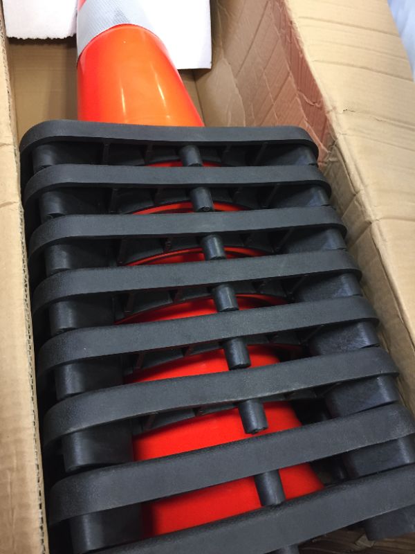 Photo 2 of 28 inch reflective flexible traffic cone 8 pcs 