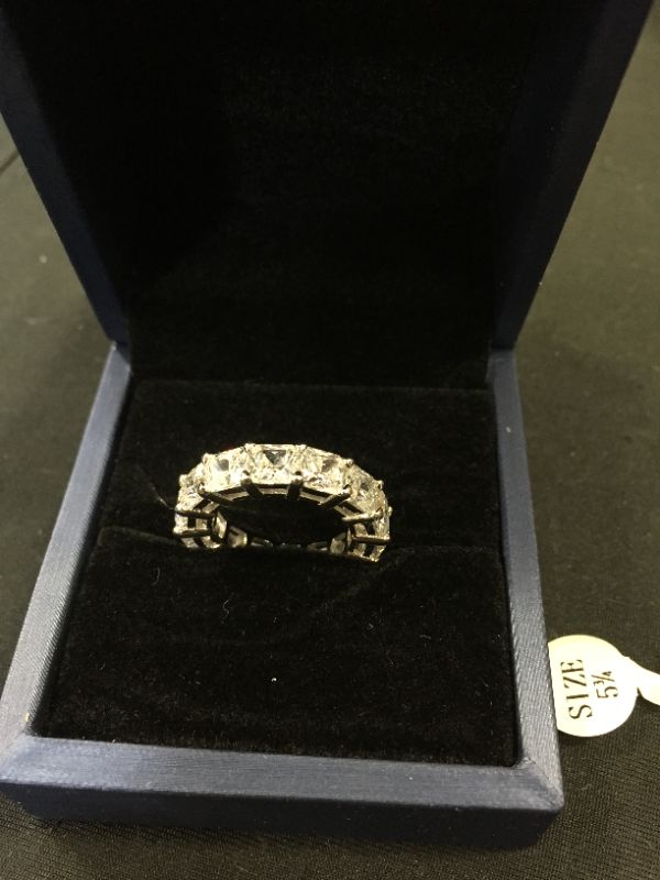 Photo 1 of generic ring