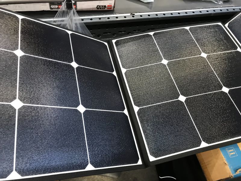 Photo 4 of Bluetti SP200 200W Solar Panel